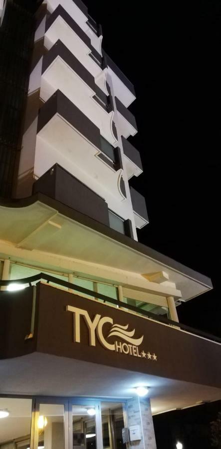 Tyc Hotel Viserbella di Rimini Екстер'єр фото